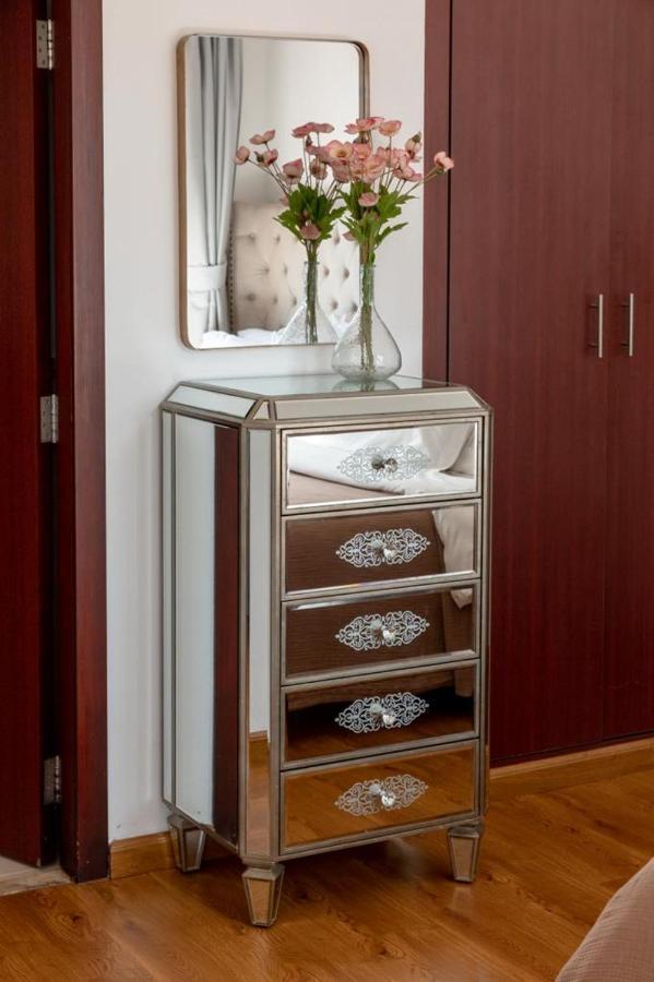 Beautiful Stylish 1 Bedroom By The Jbr ! Apartment *