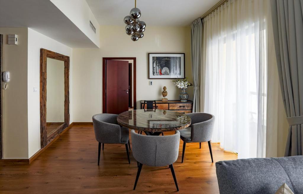 Beautiful Stylish 1 Bedroom By The Jbr ! Apartment Dubai